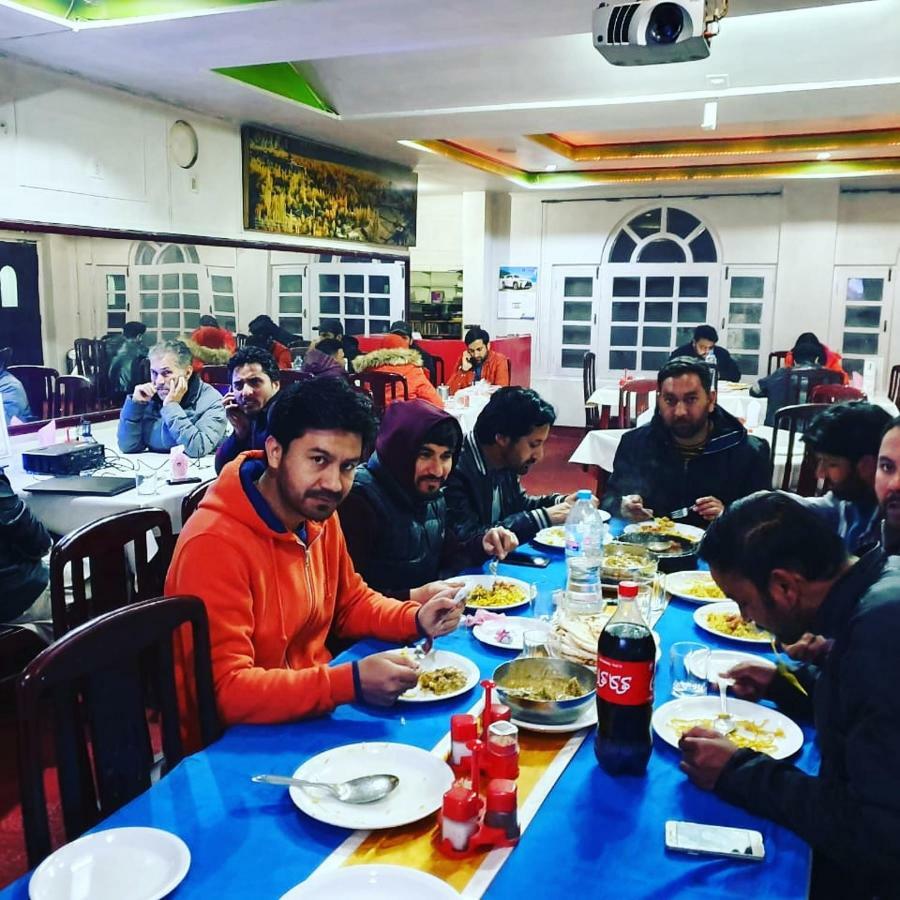 Hotel Dewanekhas Skardu Esterno foto