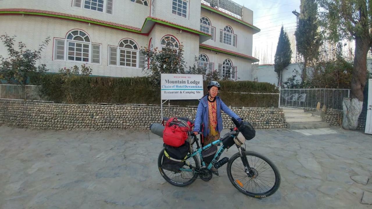 Hotel Dewanekhas Skardu Esterno foto